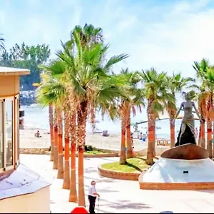 apartamento-puerto-sol-y-mar-fuengirola.es-andalucia.com/